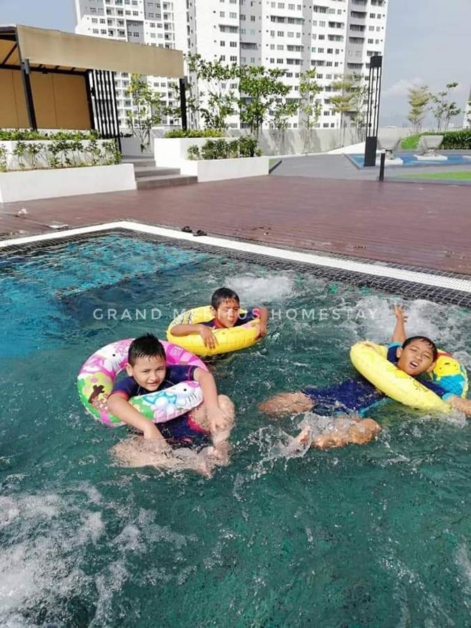 Grand Meritus Homestay @Penang Perai Esterno foto